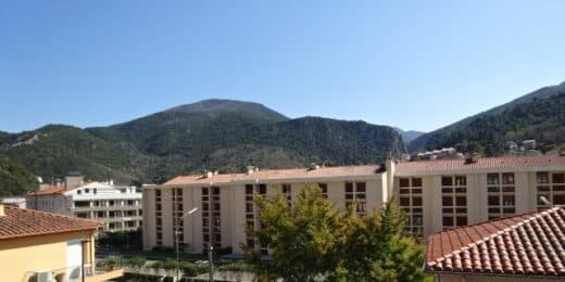 T2 40m2 lumineux, climatisé, balcon, Wifi, Parking.Confort