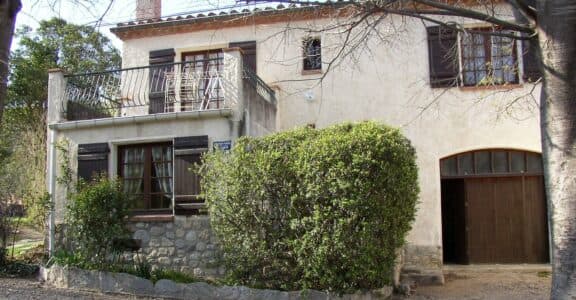 Gîte rural proche rivière ” les micocouliers ” – Mone