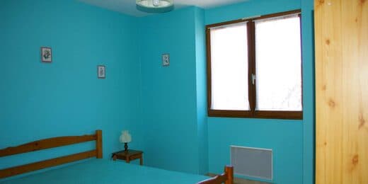 T3 renove, chambre 2 dans un gîte a Amelie-les-Bains, loue par Michel Guitard