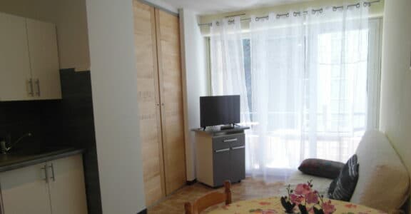 T2 N° 38 - Bat B2 , 38 rue des thermes – aubert-Sala